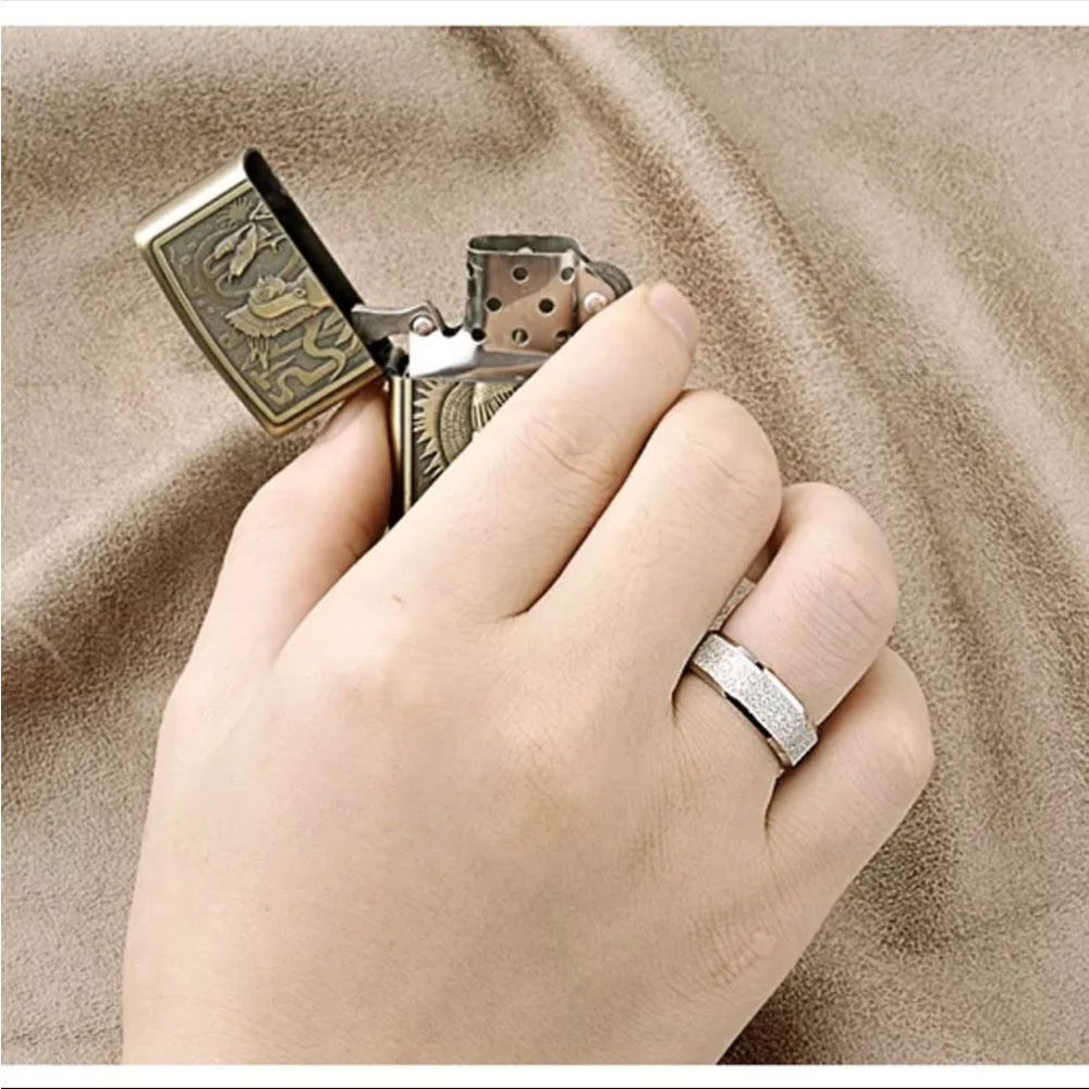 New Unisex Vintage Fashion Wedding Engagement Ring - Picture 4 of 5